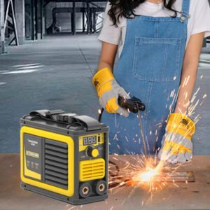 MAQUINA DE SOLDA INVERSORA A ARCO, PORTATIL, USO PROFISSIONAL, COM CICLO DE TRABALHO NOMINAL A 40 GRAUS, TENSAO NOMINAL 220V, CAPACIDADE MAXIMA DE CARGA: 3.9KVA, TENSAO DE SOLDAGEM 120A ACOMPANHA CABOS, GARRA DE ATERRAMENTO, MASCARA DE SOLDA, ESCOVA DE AÇO, LUVA DE RASPA E VARETA DE SOLDA + ESMERILHADEIRA ANGULAR PORTÁTIL, 110V, 800W DE POTENCIA, 11000RPM, ACOMPANHA EMPUNHADEIRA E DISCOS DE CORTE, MARCA SPARK = 110HXBR-HS-994-S-1