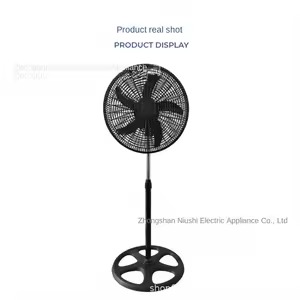 VENTILADOR DE CHAO COM CORPO EM PLASTICO E FUNCIONAMENTO POR BATERIA RECARREGAVEL POR CABO USB