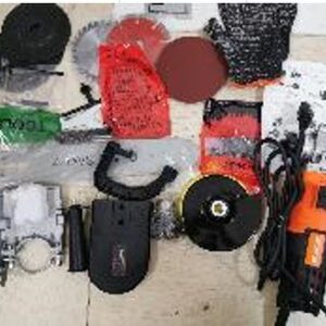 KIT DE FERRAMENTAS ELETRICAS CONTENDO ESMERILHADEIRA ANGULAR PORTATIL COM FUNCIONAMENTO ELETRICO