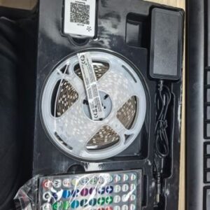 FITA DE ILUMINAÇÃO DE LED COM TECNOLOGIA SEM FIO, 10 METRO COM COMPRIMENTO, ACONDICIONADO EM ROLO, ACOMPANHA CONTROLE REMOTO, MARCA HIGOOGOO