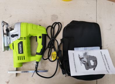 SERRA TICO-TICO ELETRICA PORTATIL COM MOTOR DE ESCOVA A CARVAO, POTENCIA NOMINAL DE APROXIMADAMENTE 850W, TENSAO DE ALIMENTACAO 110V/60HZ