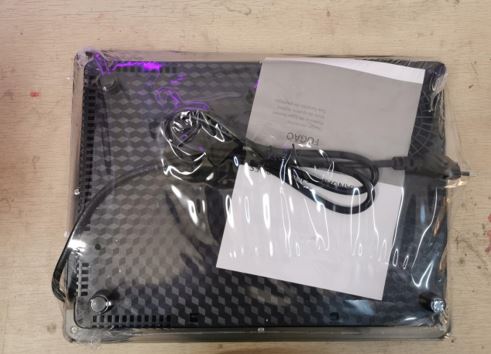 FOGÃO ELÉTRICO DE INDUÇÃO PORTÁTIL COM UMA ZONA DE AQUECIMENTO