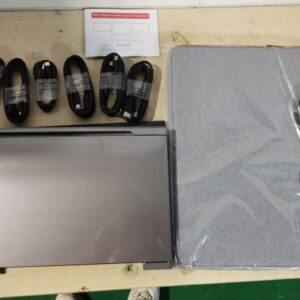 TELA TRIPLA DE LCD PARA NOTEBOOK E TABLET DE 15", RESOLUÇÃO DE 1920X1080 PIXELS COM CASE EM TECIDO PARA ARMAZENAMENTO