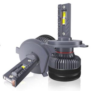 LAMPADA LED AUTOMOTIVA PARA FAROL, MODELO NS90-9005, PROPRIA PARA VEICULOS, UTILIZADA COMO FAROL DE REPOSICAO (ALTO E BAIXO), COM TENSAO DE OPERACAO DE 12-24V, POTENCIA APROXIMADA DE 80W, FLUXO LUMINOSO DE ATE 9000LM, TEMPERATURA DE COR DE 6000-6500K, DOTADA DE SISTEMA DE DISSIPACAO DE CALOR COM VENTOINHA (APROX. 10000 RPM) E DRIVER EXTERNO, CORPO EM LIGA METALICA, INSTALACAO POR ENCAIXE, ACONDICIONADA EM KIT.